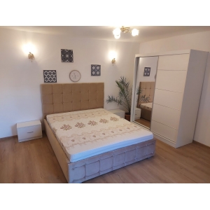 Set Dormitor Regal cu Pat...